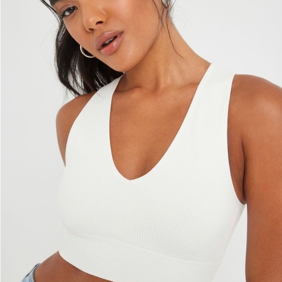 GARAGE STELLA SEAMLESS TANK - V NECK TANK RIBBED - Picture 6 of 6